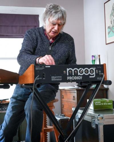 Trevor Pinch working with a Moog synthesizer.